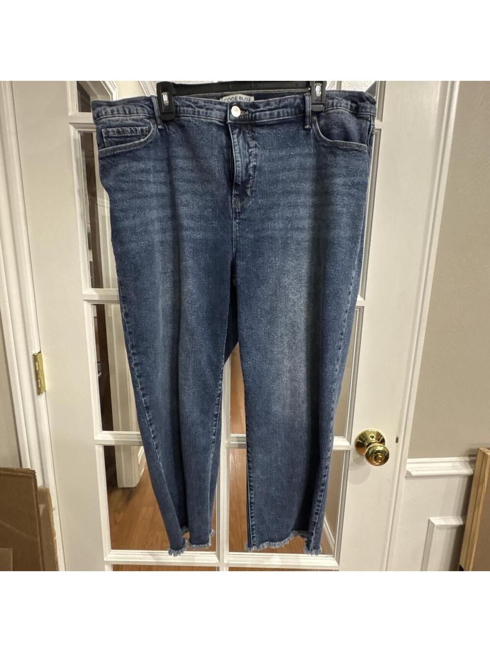 Code Bleu Women's Blue and Navy Jeans